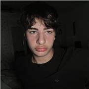 cerchi aiuto in francese? ho come formazione 10 anni di scuola francese e voglia di aiutare!